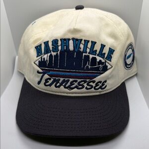 Nashville Tennessee Embroidered Baseball Cap - Cream & Navy